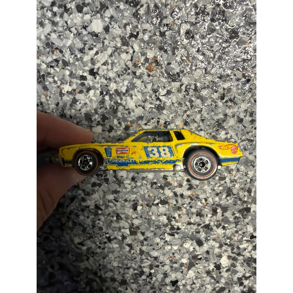 Hot Wheels 1974 Monte Carlo Stocker Yellow #38 Chevrolet Redline Hong Kong Base